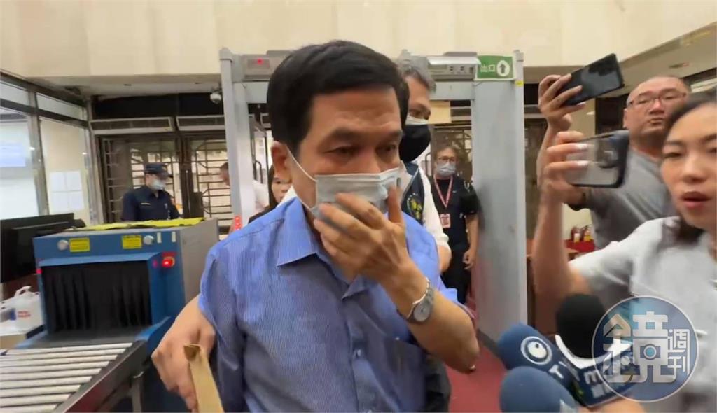 【柯文哲起訴】認不認罪差好大！黃景茂涉放水京華城案遭求刑7年　邵琇珮全說了獲緩刑2年