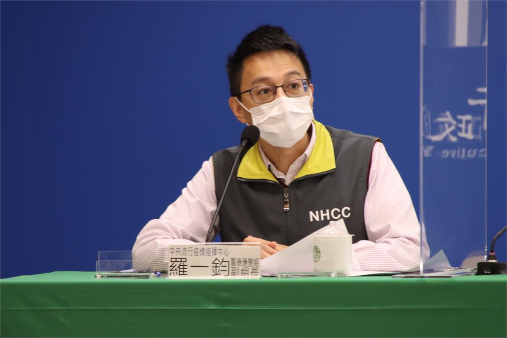 快新聞/國內首例!20多歲男混打3劑中國疫苗確診 羅一鈞:第一次看到