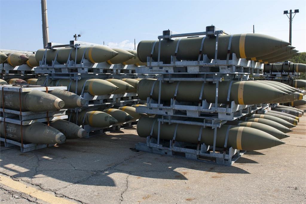 【有片】美官員證實動用「碉堡殺手」炸彈　重擊伊朗伊斯法罕彈藥庫