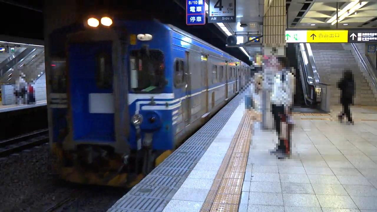 快新聞／台鐵路樹傾倒影響運行　竹東=內灣啟動公路接駁