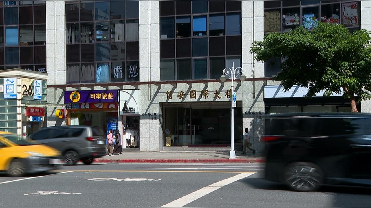 週刊爆「養狗仔」還涉港資？昌回「天馬行空」　綠要求說清楚