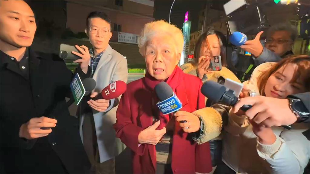 快新聞／突現身醫院35分鐘見柯爸　柯媽：柯文哲探視時「一直在哭」