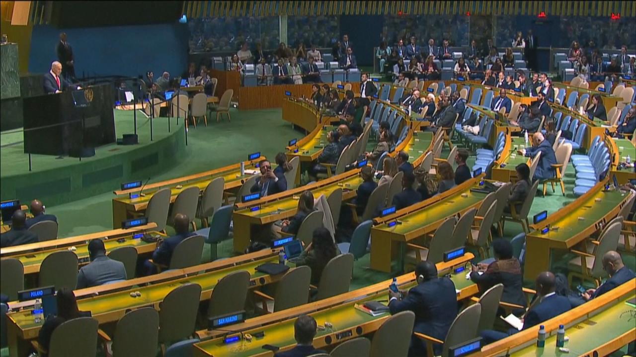 納坦雅胡演說多國代表集體離席　「奧斯卡影后」聯大場外抗議竟遭捕