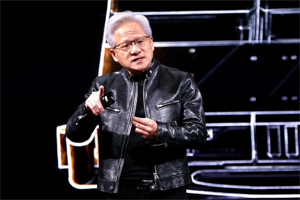 「仁來瘋」發威！黃仁勳背板股狂噴　9檔亮燈漲停、聯發科衝天價