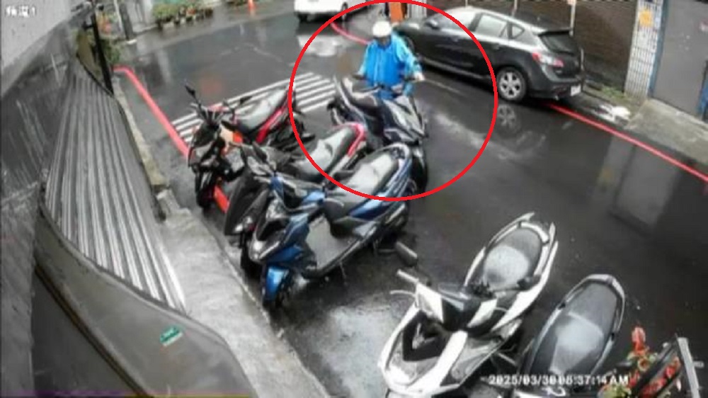 【有片】衰！機車被任意移動　無辜車主慘遭開單