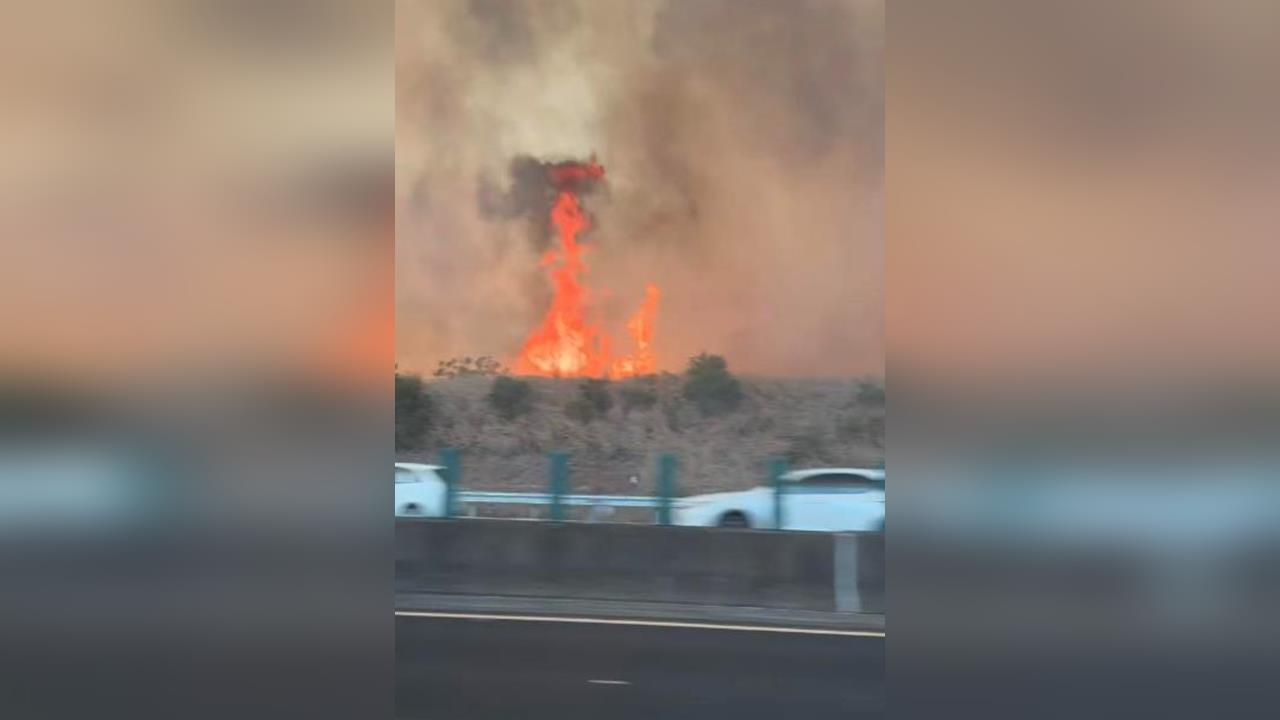快新聞／台中海線連日火燒山！濃煙密布火舌竄　網：市長呢？