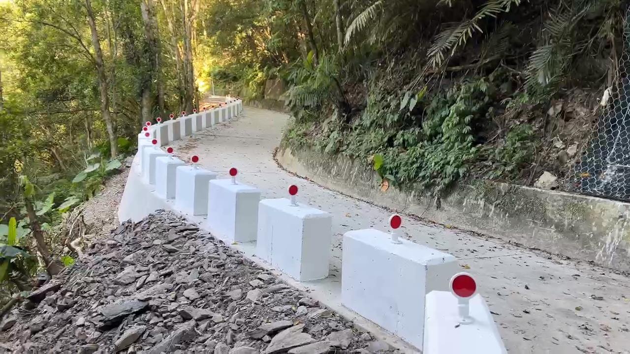 宜蘭抹茶山提前驗收開放　山友曝斷崖沒護欄、公廁沒水