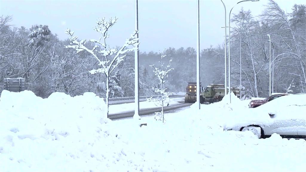 強降雪、龍捲風、洪水　美國冬季風暴接連來襲！