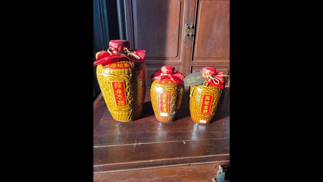 兩賊精準挖開鐵皮倉庫盜走檜木桌、洋酒　遭竊失主損失上百萬直呼是「預謀犯案」