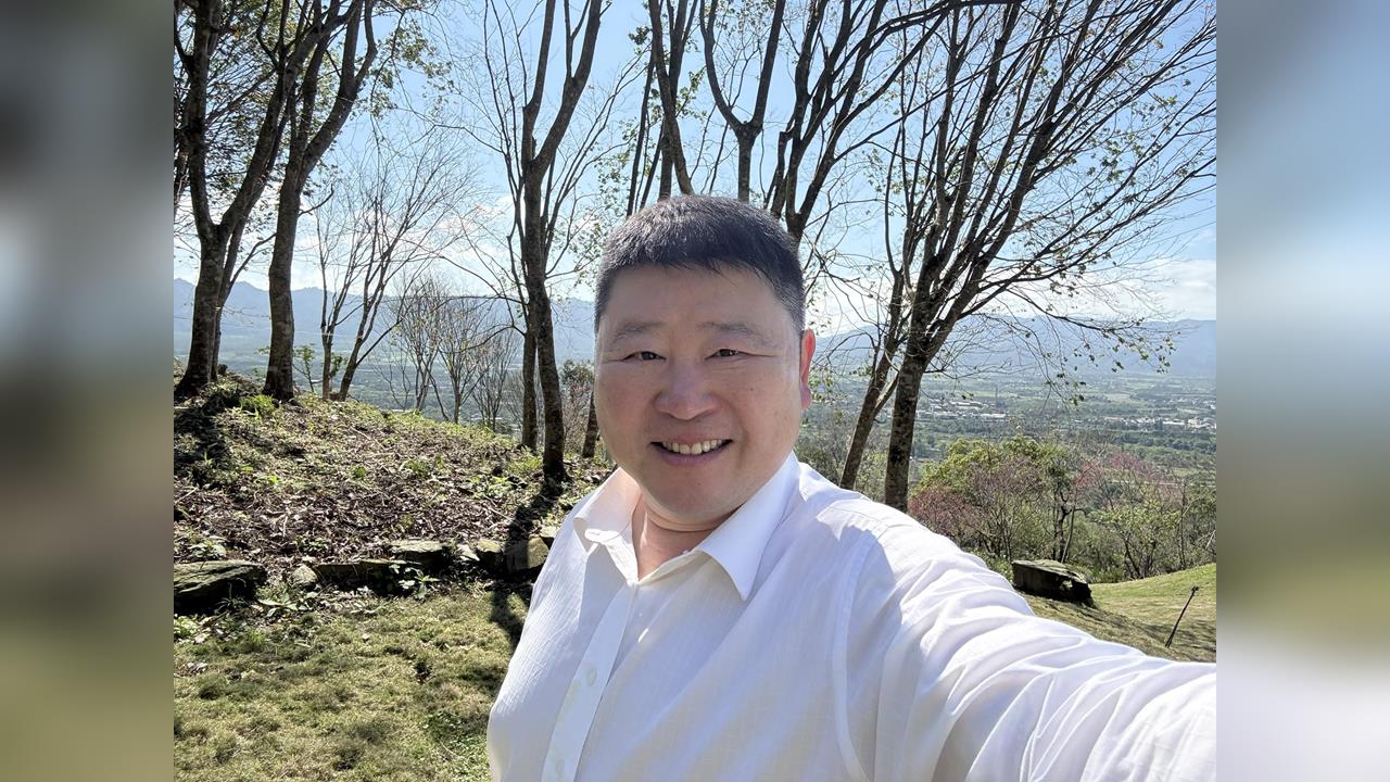 快新聞／花蓮《更生日報》頭版廣告引議長震驚　張峻怒批：農會變政治工具？