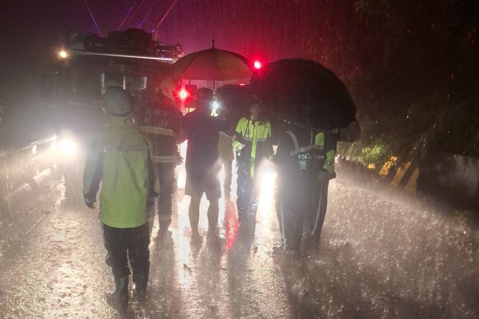 快新聞／強勁西南氣流持續！中南部山區大雨不斷　嘉義以南平地雨勢恐增大