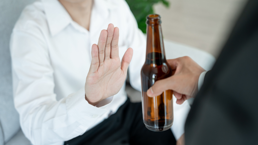 瘦瘦筆有望成「新一代戒酒神器」? 醫揭2機制最關鍵:直接阻斷喝酒慾望