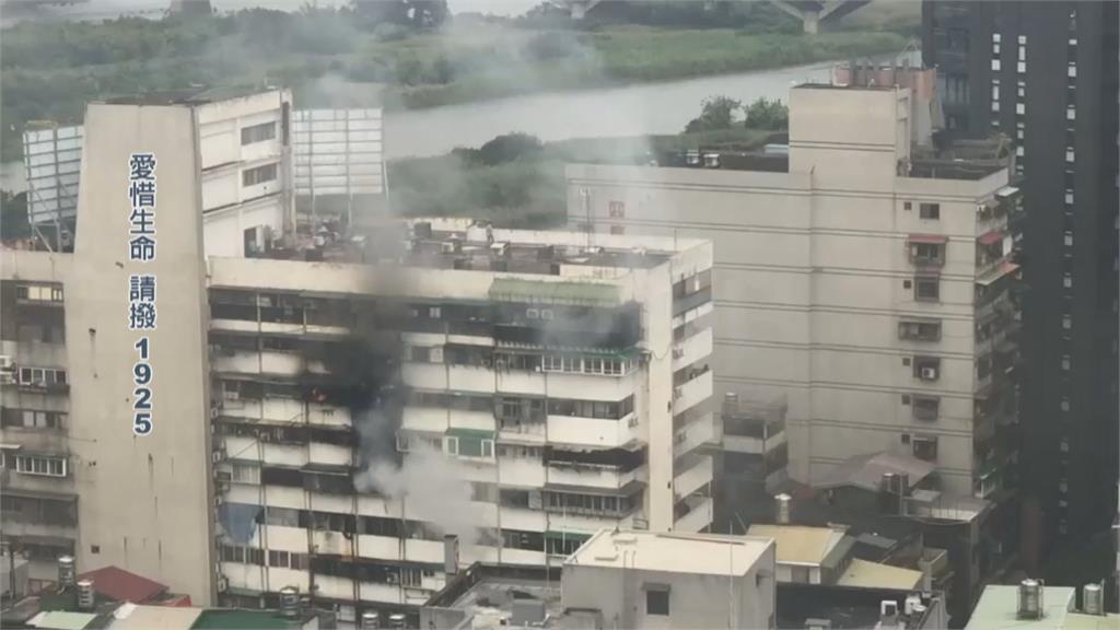 大樓住戶點火欲輕生 釀1人命危送醫