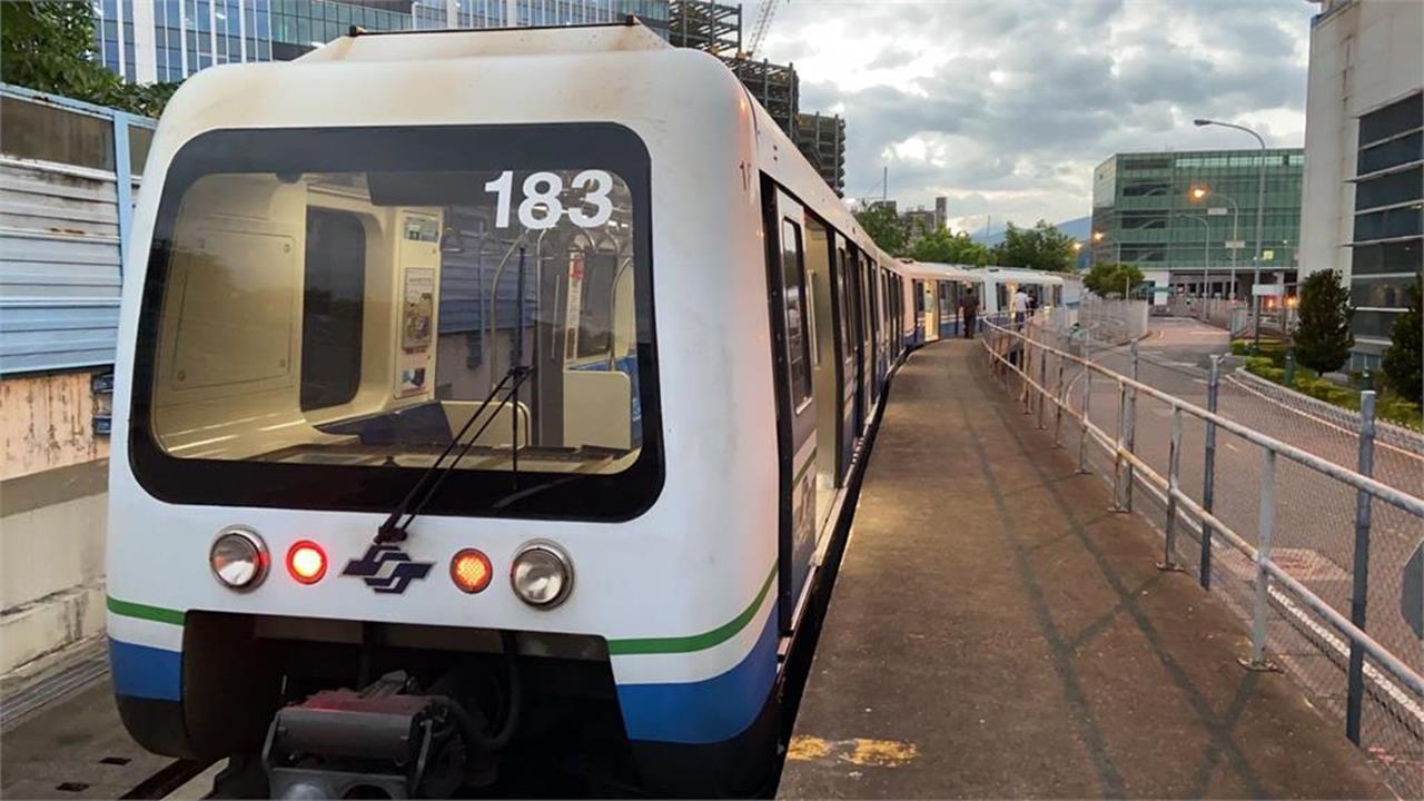 快新聞／北捷文湖線列車異常！50名旅客卡月台　故障原因出爐了