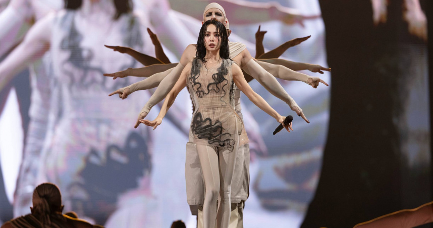 蔡依林演唱會遭疑「光明會」　音樂總監笑駁：那我就是金城武