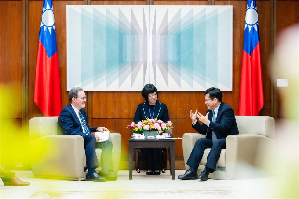 快新聞／接見前白宮國安官員葛林　林佳龍：盼深化台澳在第三國合作
