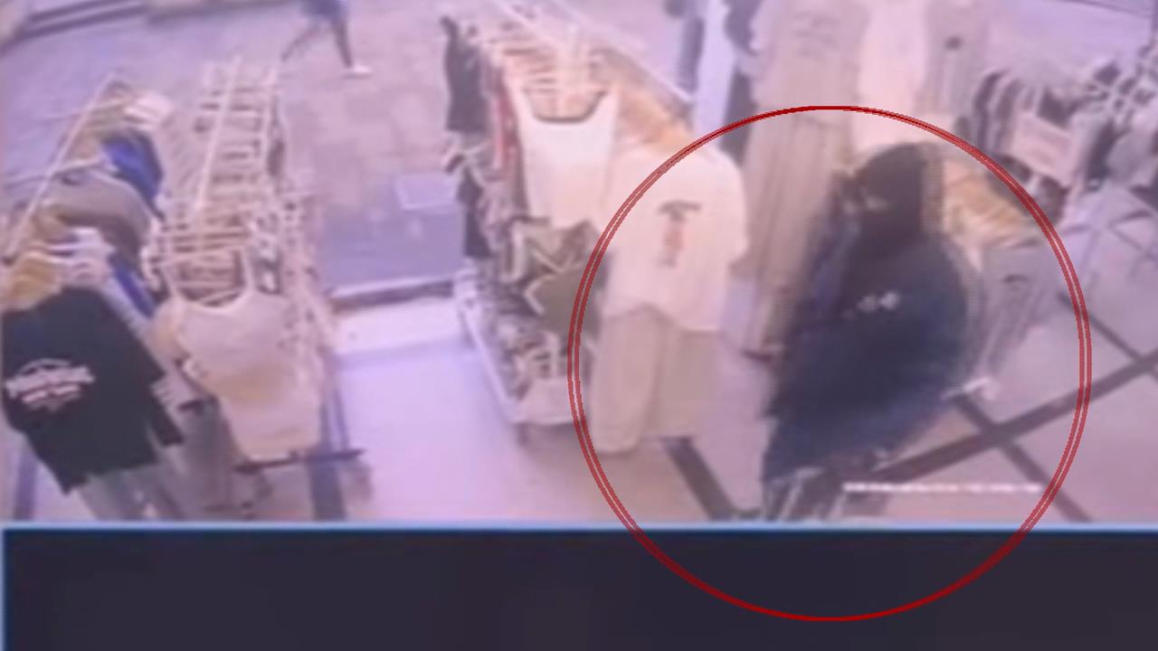 台北東區銀行遭搶！嫌犯全身包緊緊「蒙面行搶畫面曝光」