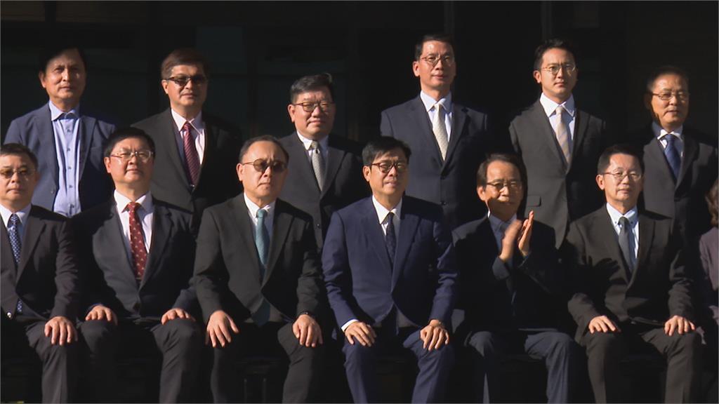 陳其邁小內閣總辭　高閔琳接任觀光局長　項賓和掌新聞局