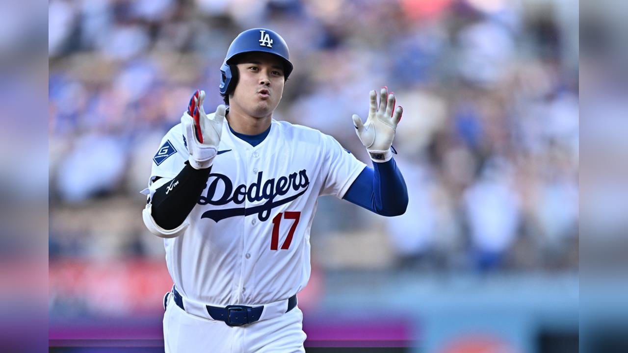 MLB(影)／大谷翔平左膝受傷照樣一棒扛出去！羅伯斯狂讚：嘆為觀止