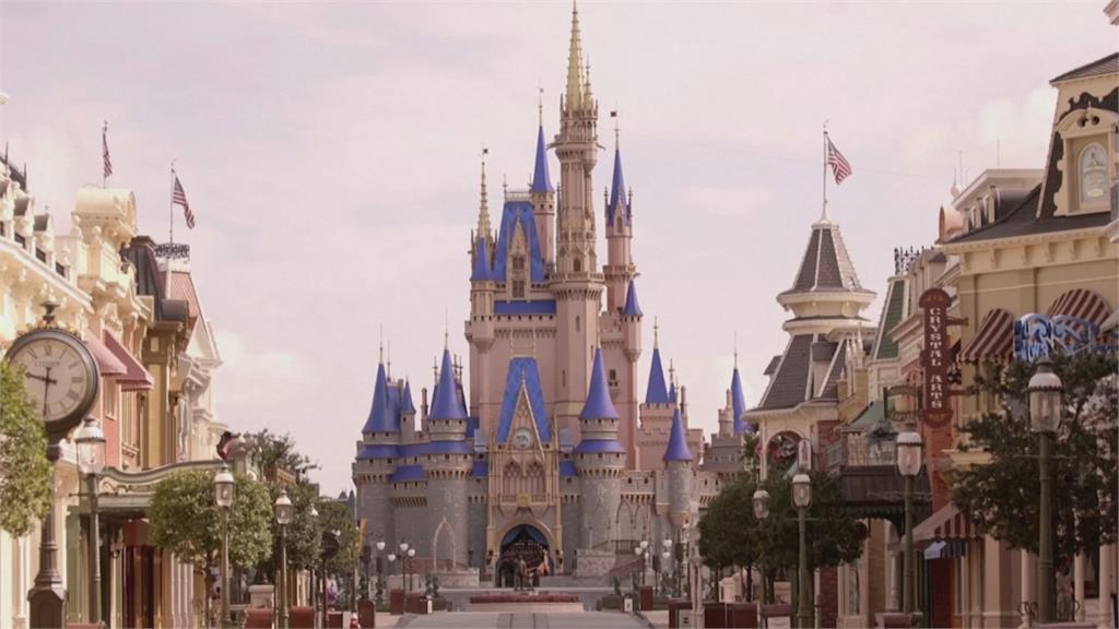 兩樣情！東京、香港重新迎客 美國迪士尼要裁2.8萬員工