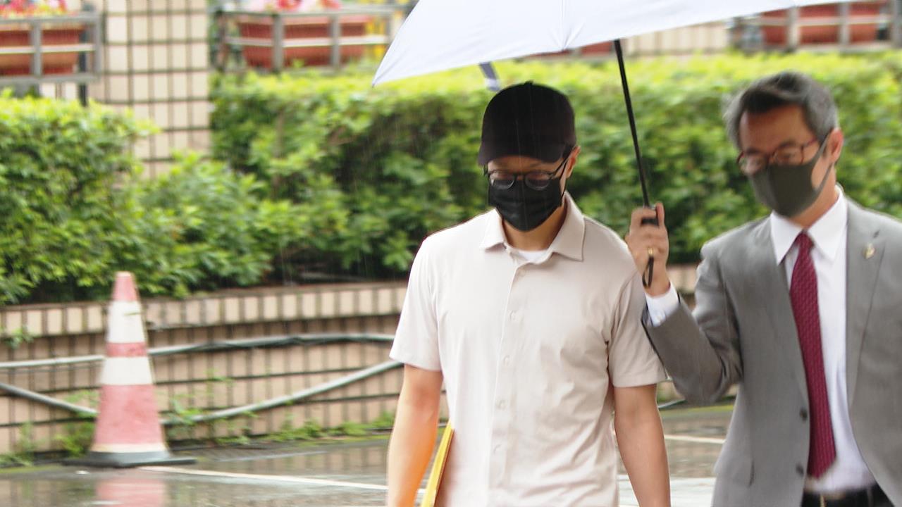 薛仕凌涉閃兵被求刑2年半! 開庭"不認罪"遭主嫌打臉