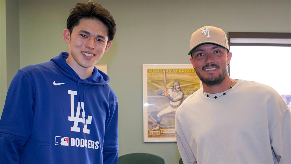MLB(影)／朗希「送幸福」感謝讓出11號　羅哈斯驚喜：我會好好收藏
