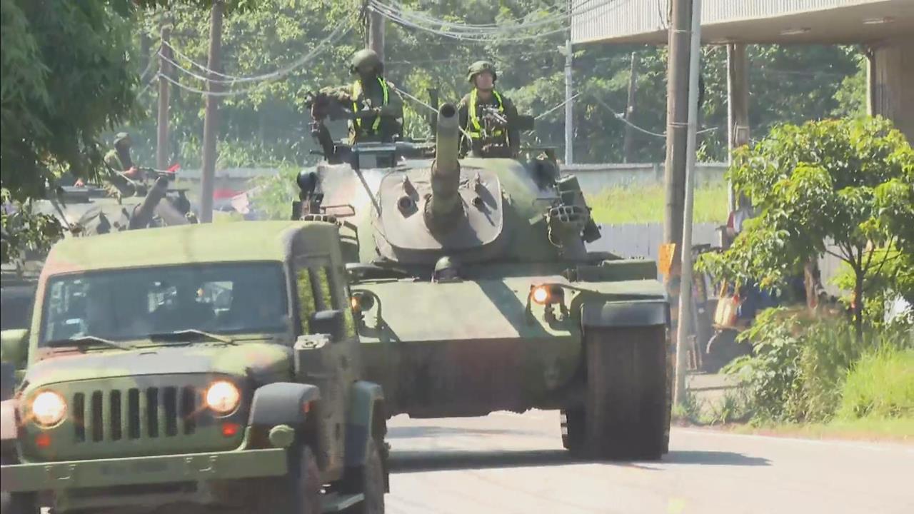 快新聞／CM22迫砲車、雲豹裝甲車亮相！國軍首日「立即備戰操演」畫面曝光了