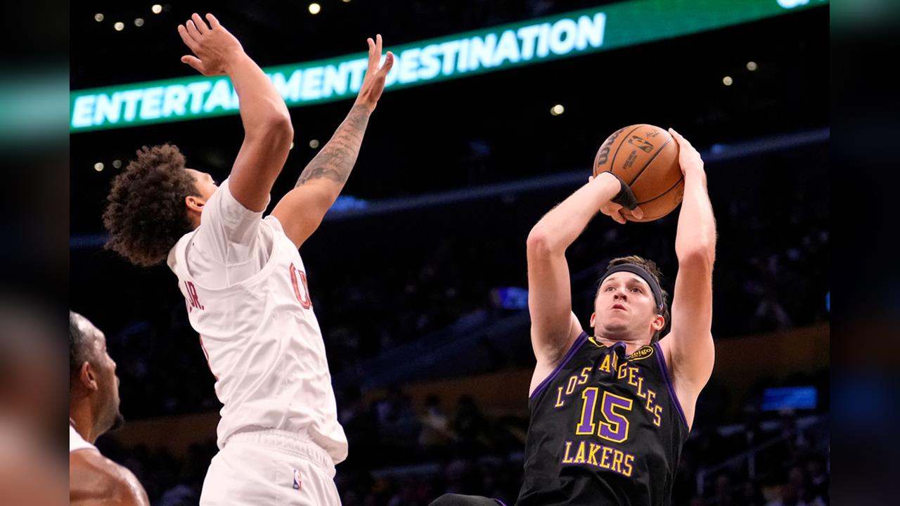 NBA(影)/湖人連傷兩大主力球星!僅剩詹皇扛大任季後賽前途堪慮