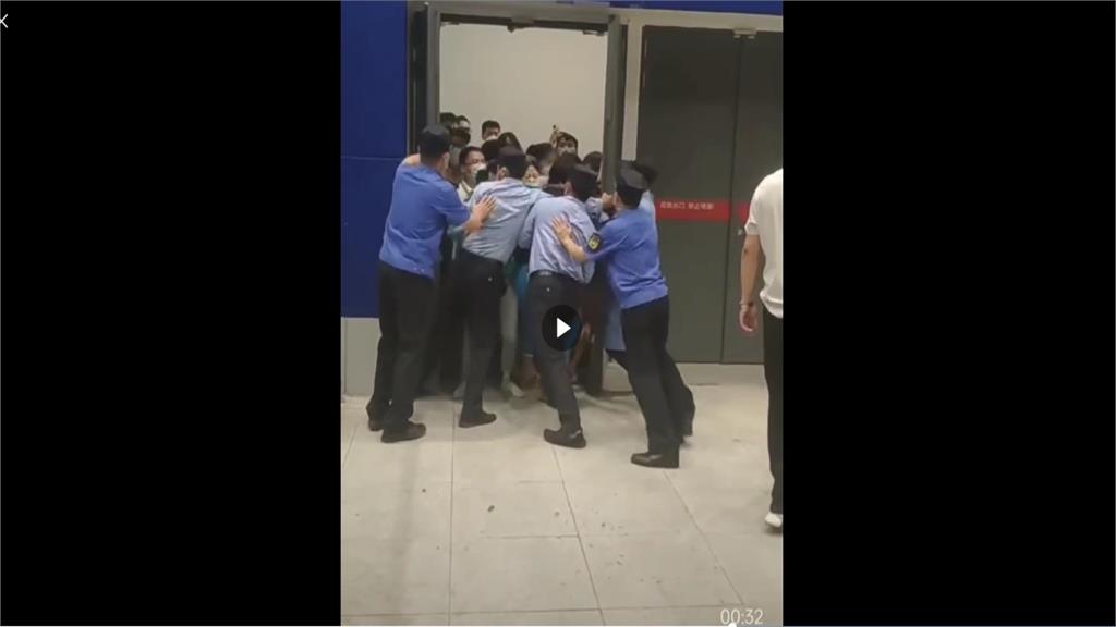 上海宜家突封引民奪門 海南清零失敗困遊客