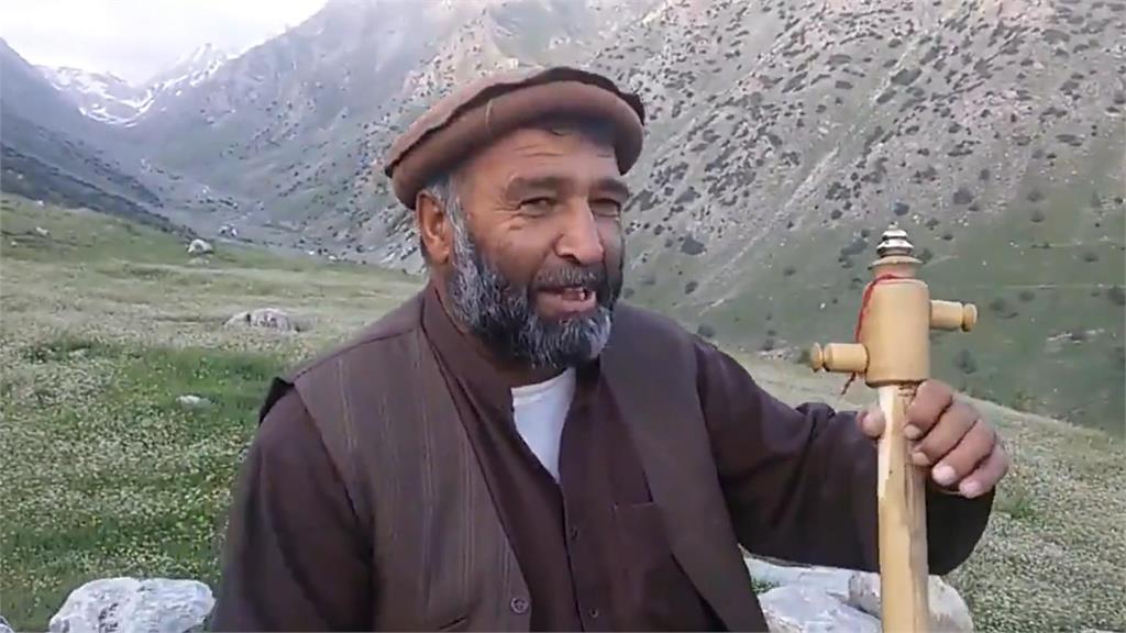 才跟塔利班喝茶！阿富汗歌手被射殺　生前歌唱「我的故鄉」影片瘋傳
