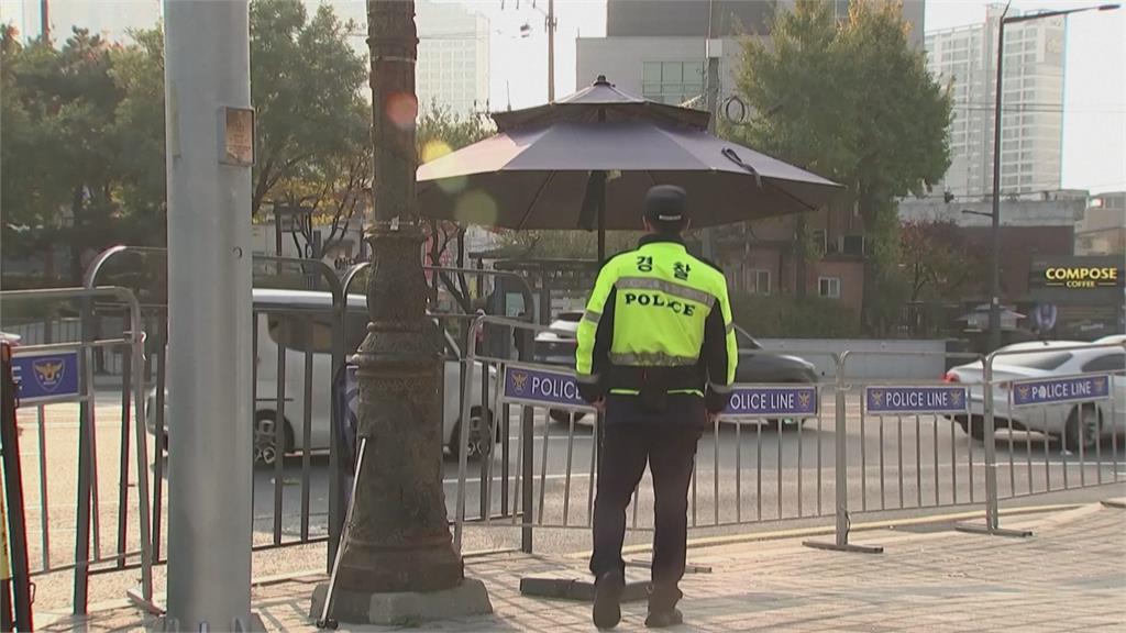 南韓國防部外爆攻擊事件　7旬男揮刀刺傷2員警