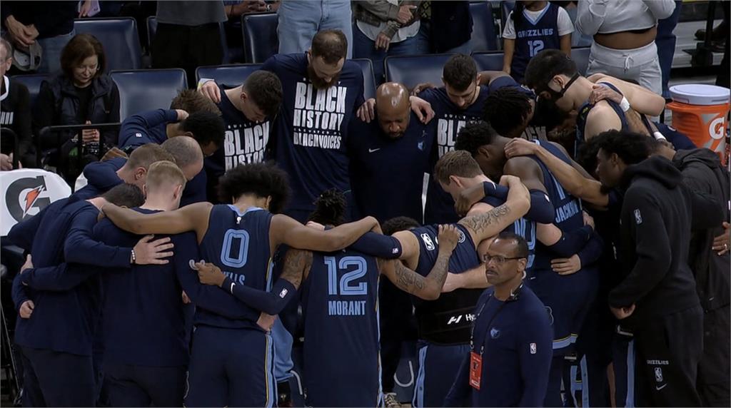 NBA(影)／驚！馬刺灰熊賽前熱身場邊球迷突昏迷　現場CPR球賽延後開賽