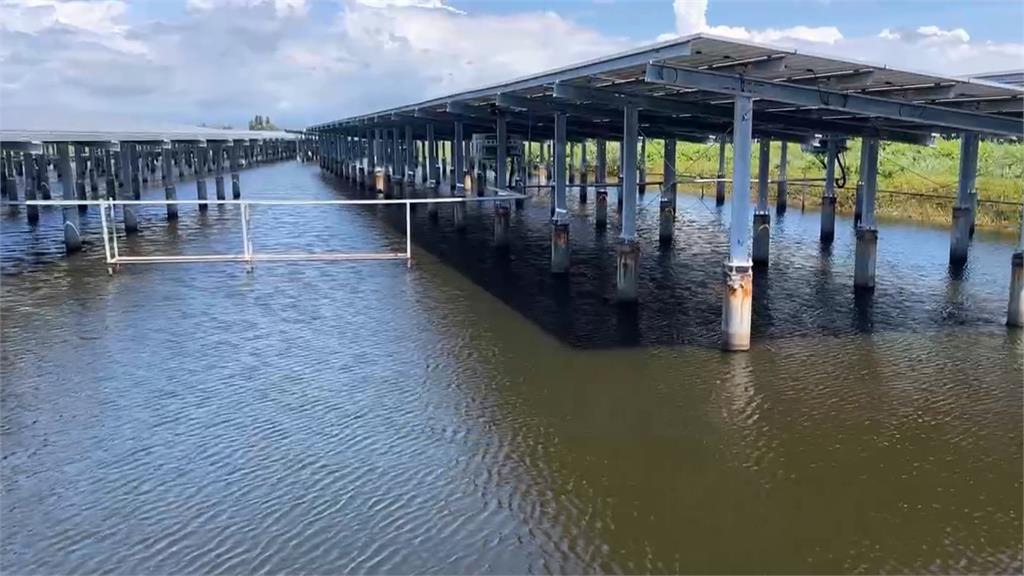 雲林口湖鄉光電場成「積水池」　天氣放晴積水仍未全消退