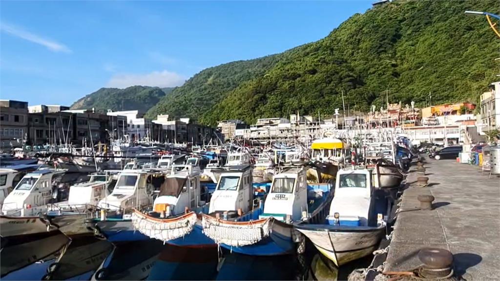 「杜蘇芮」路徑南修　蘇澳漁船入港避颱、海軍演練喊卡