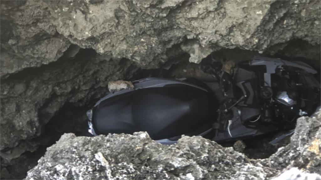 失竊的歐都邁... 找了5天竟被丟在珊瑚礁岩溝