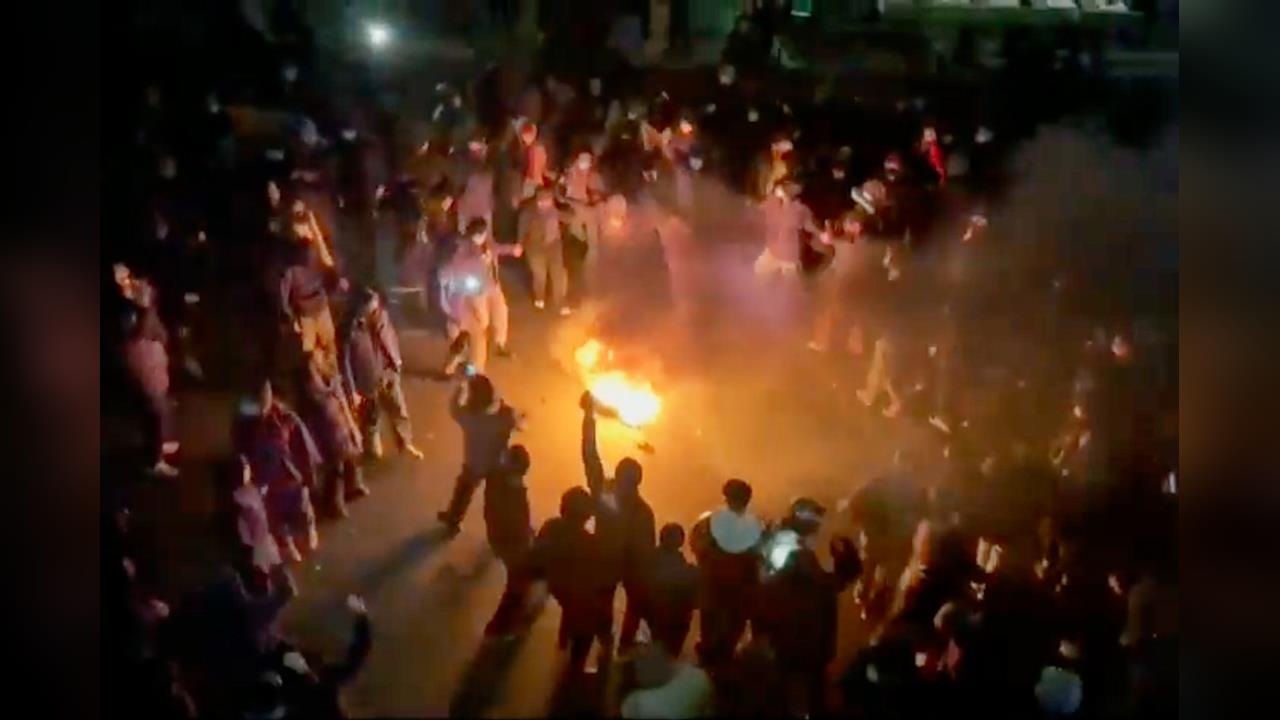 快新聞／反政府示威延燒！伊朗突宣布關閉領空逾2小時