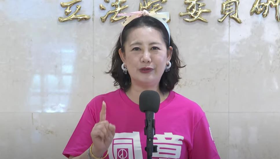 快新聞／謬稱「台電員工配合政客擺拍」　吳思瑤反嗆產業工會：代表性不足