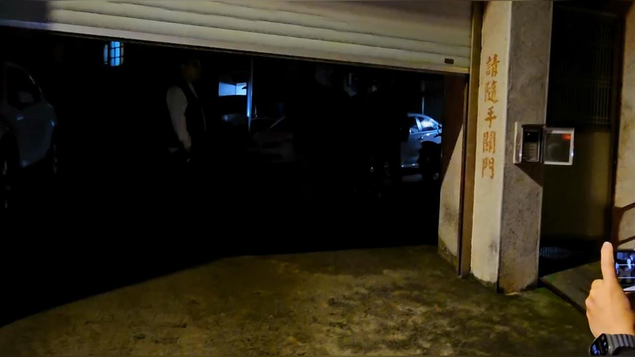 快新聞/張文台北殺人後畏罪輕生 雙親被警方帶回做筆錄