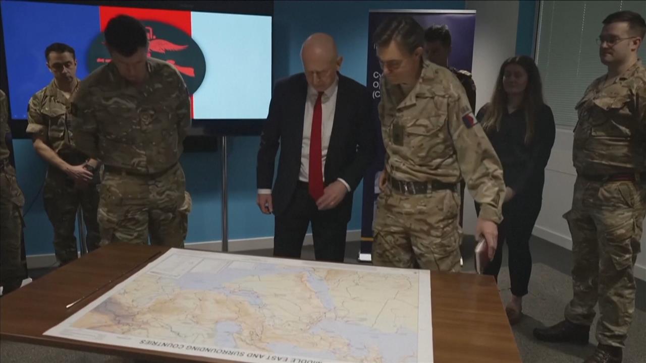 英美軍事基地遭襲！　美以反擊轟伊朗130艘艦艇、飛彈基地