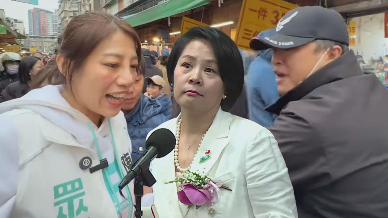 李貞秀國籍爭議成拖油瓶？陳怡君掃街遭嗆：民眾黨厚臉皮