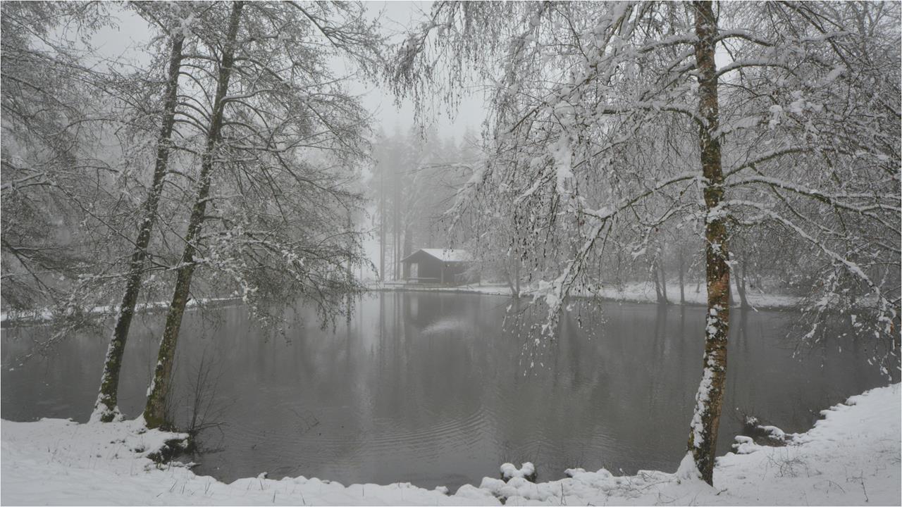 冬天半夜「手腳冰冷」整晚凍到睡不著！中醫列「5妙招」禦寒：改善體質