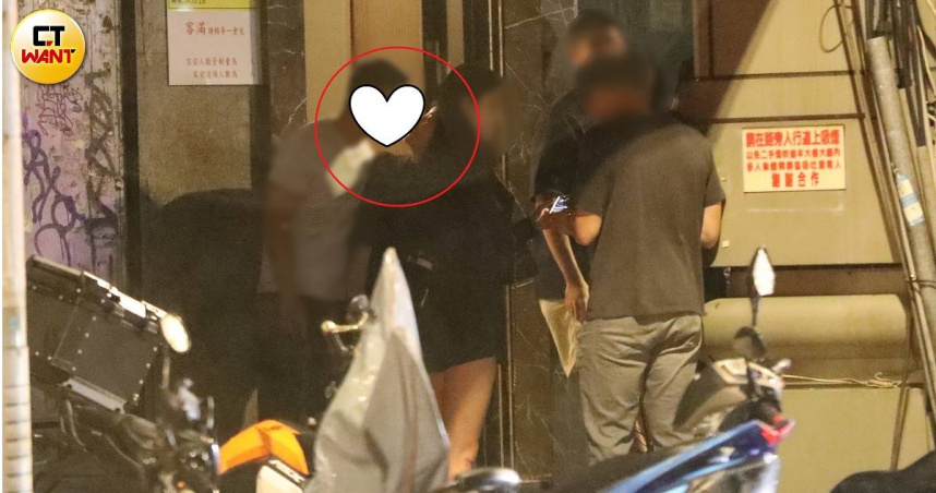 電燈泡變男主3／女星交往人夫產下兩子　爸爸痛斥「不要臉」