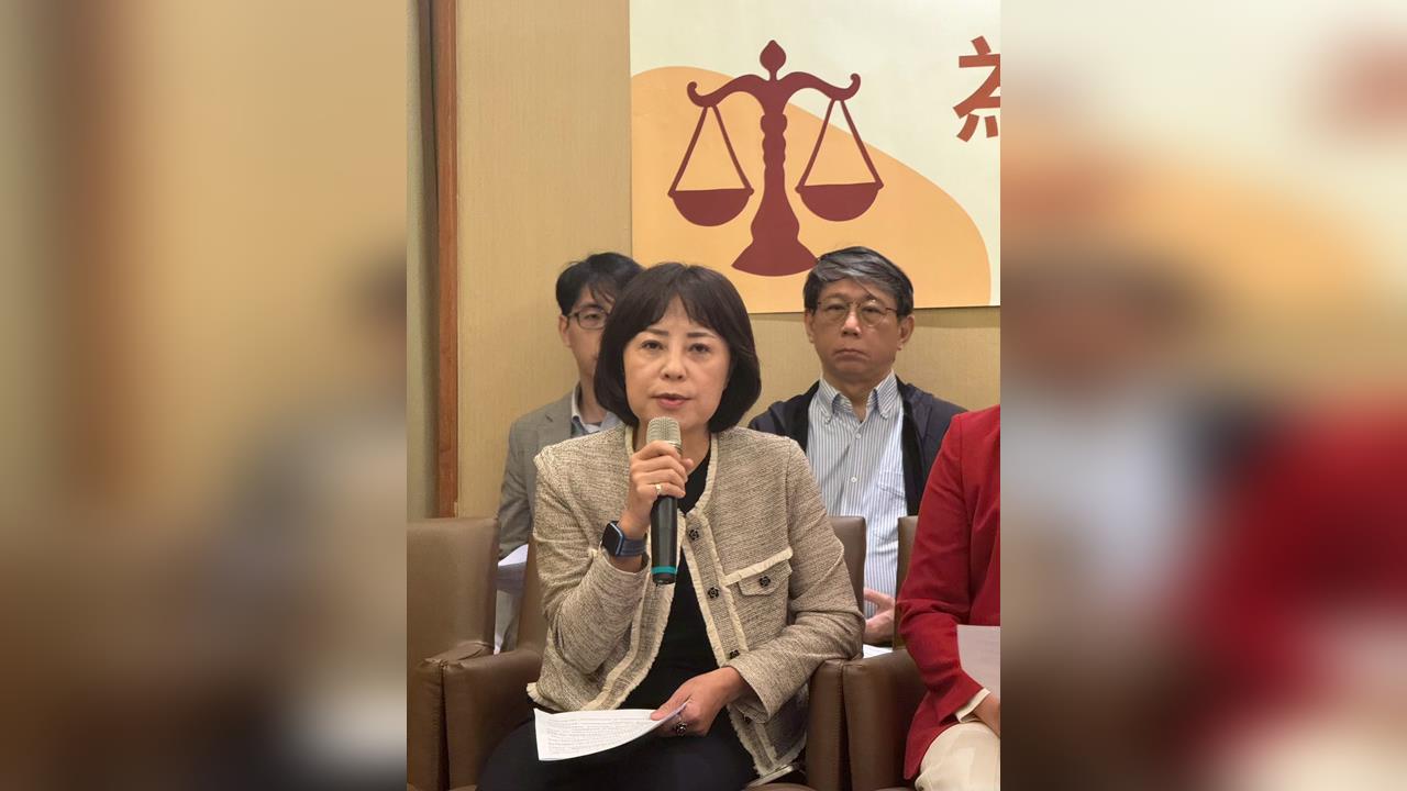 快新聞／北市府突拋「育兒父母減工時」　綠委喊話藍白：育嬰留停5億預算還卡立院