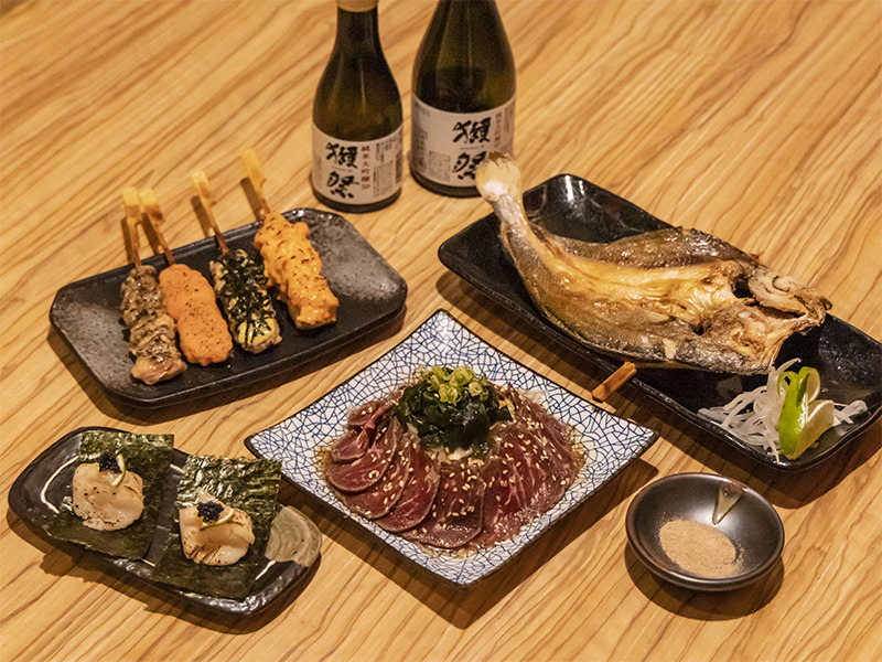 台中深夜美食推薦│日式串燒道地呈現 啤酒凍杯暢快過癮