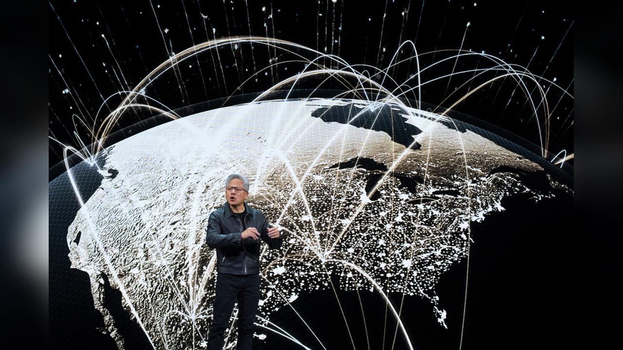 蔣萬安快看!被問輝達總部設址爭議 黃仁勳親回了