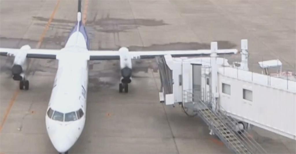 驚險畫面曝光！ 福島全日空客機「機翼撞空橋」無人傷亡