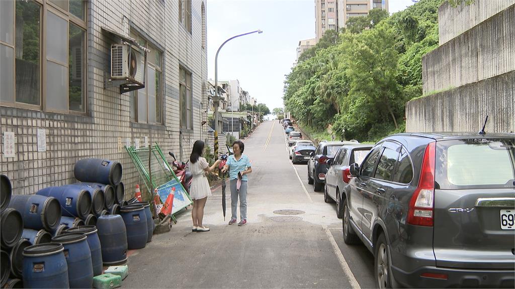 我家污水管線變大家的？　汐止別墅社區控隔壁大樓偷接排放