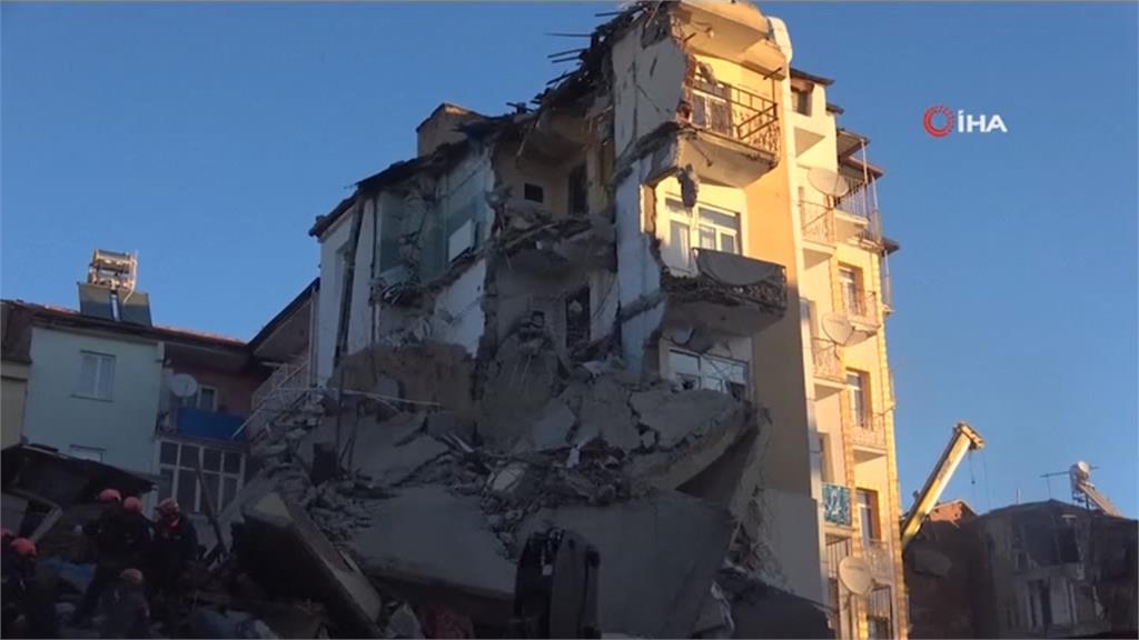 土耳其6.8強震 至少29死逾千人傷全面動員救災