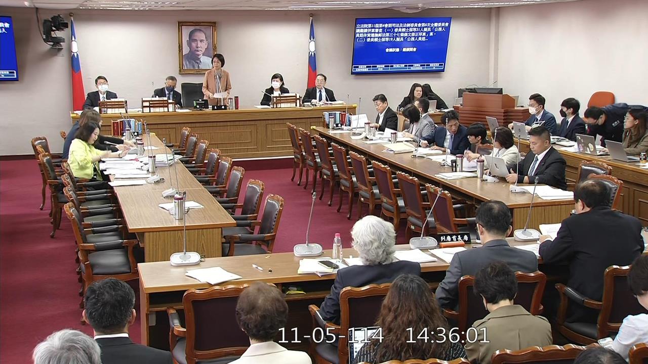 藍白喊停「年金修法改革」　銓敘部：會破產