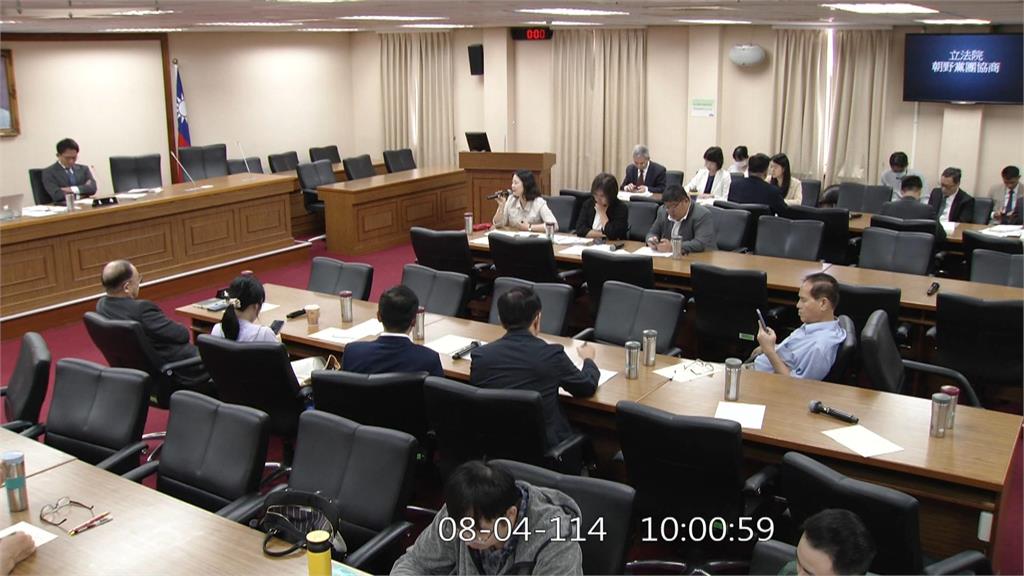 協商無共識朝野2度爆口角！　藍白要求卓揆週五報告關稅